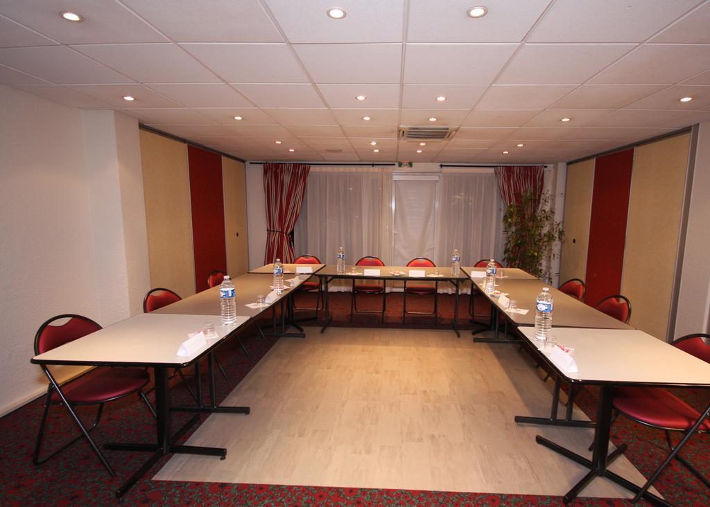 Ibis Clermont Ferrand Sud Herbet المظهر الخارجي الصورة