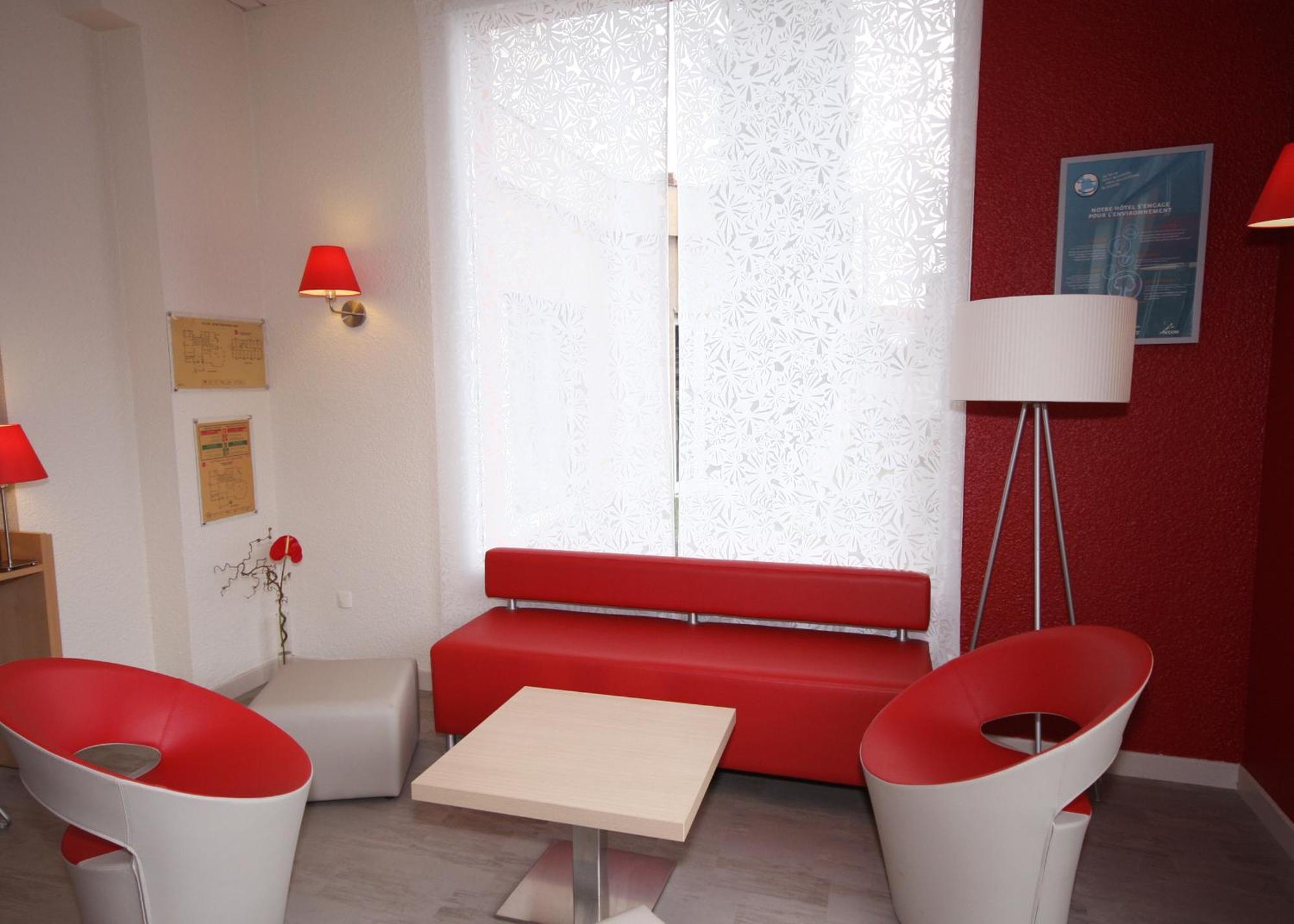 Ibis Clermont Ferrand Sud Herbet المظهر الخارجي الصورة
