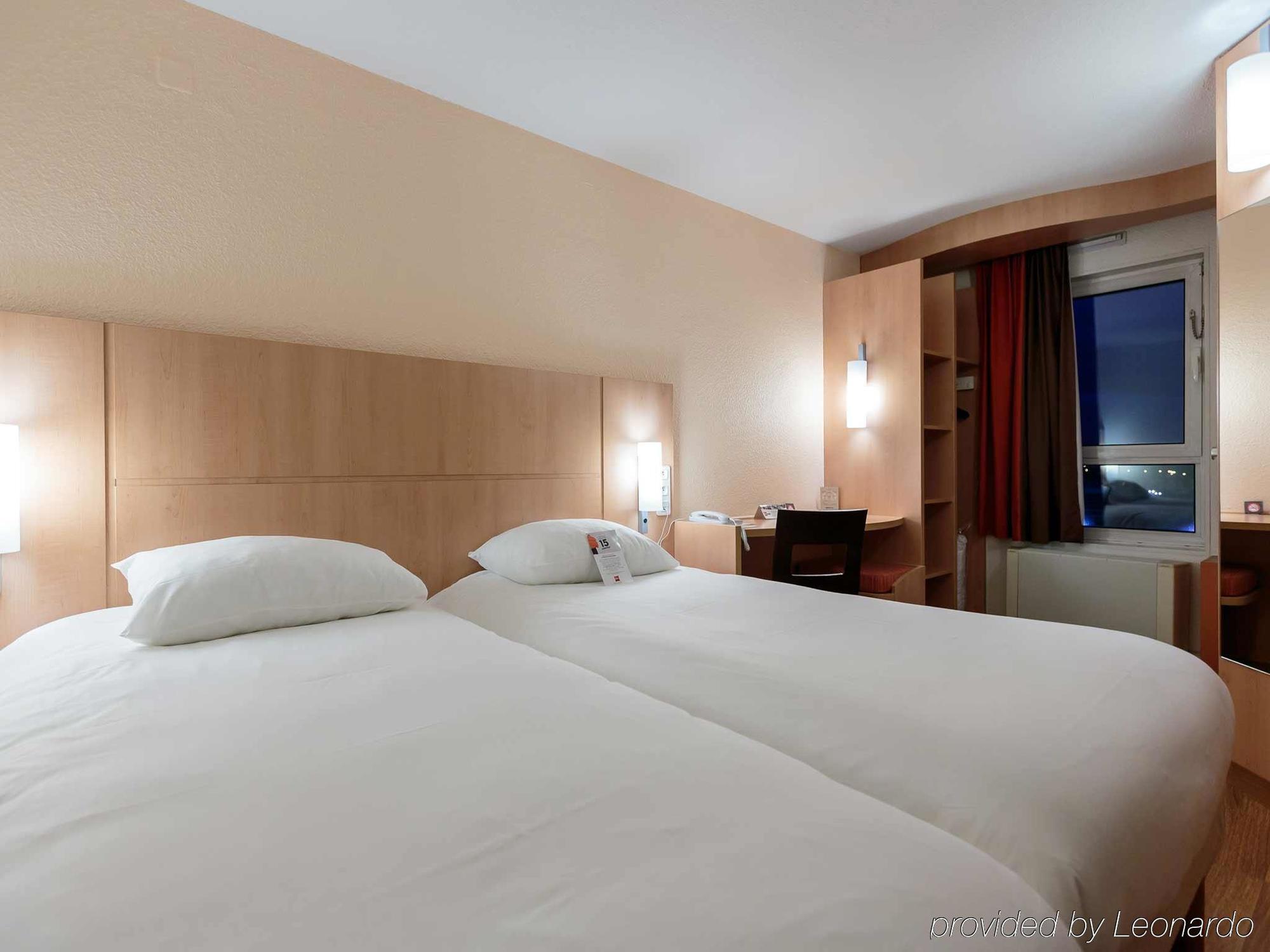 Ibis Clermont Ferrand Sud Herbet المظهر الخارجي الصورة