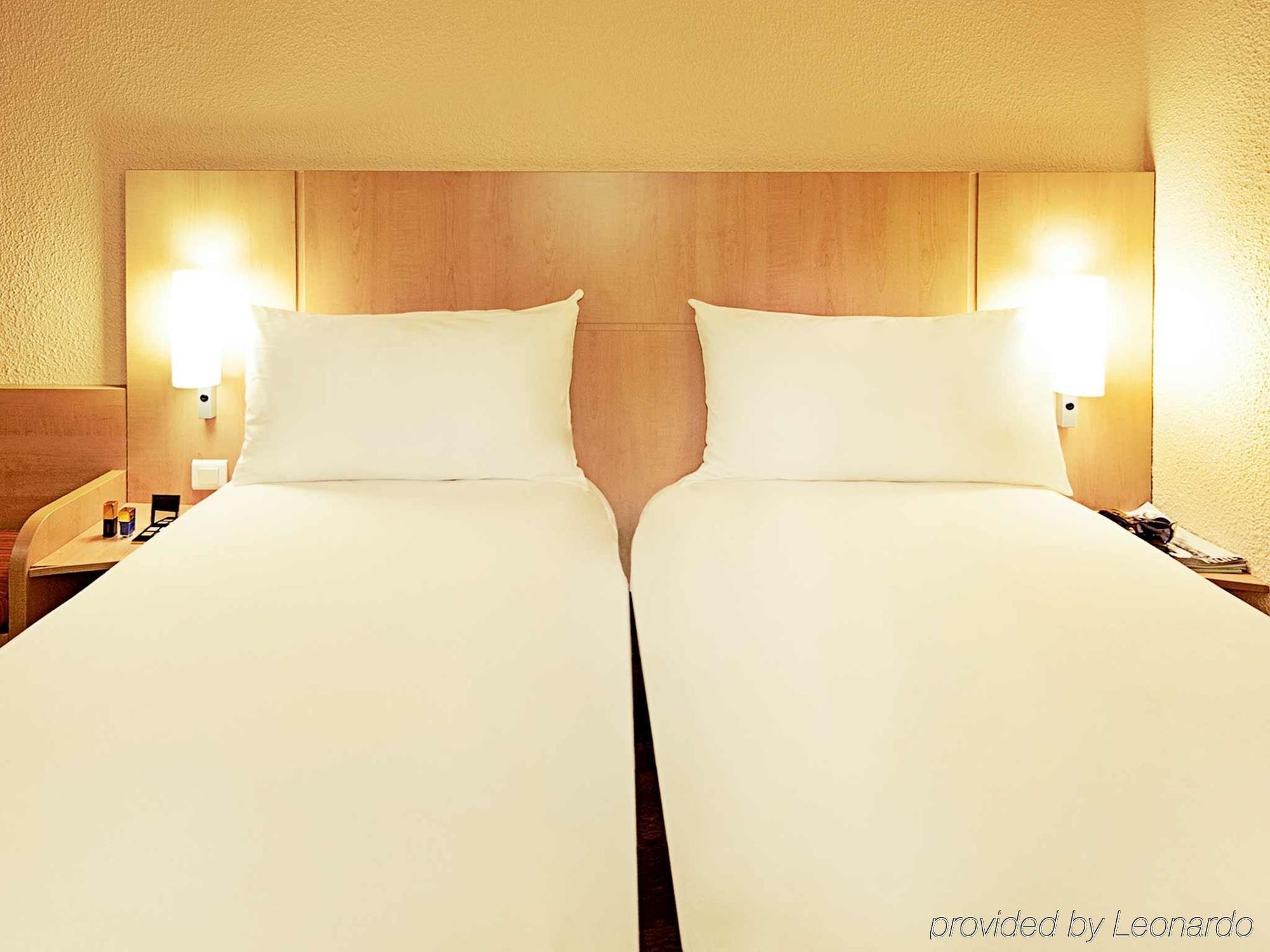 Ibis Clermont Ferrand Sud Herbet المظهر الخارجي الصورة
